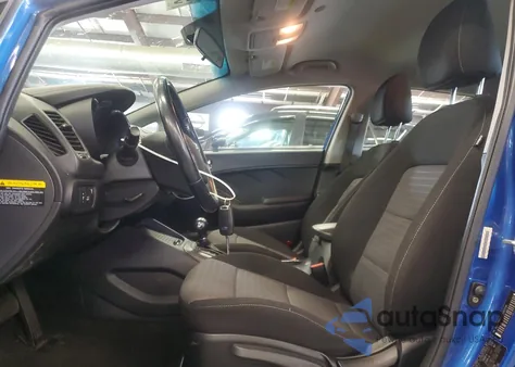 2015 Kia Forte Ex z USA, uszkodzony, nr VIN KNAFX5A85F5361398